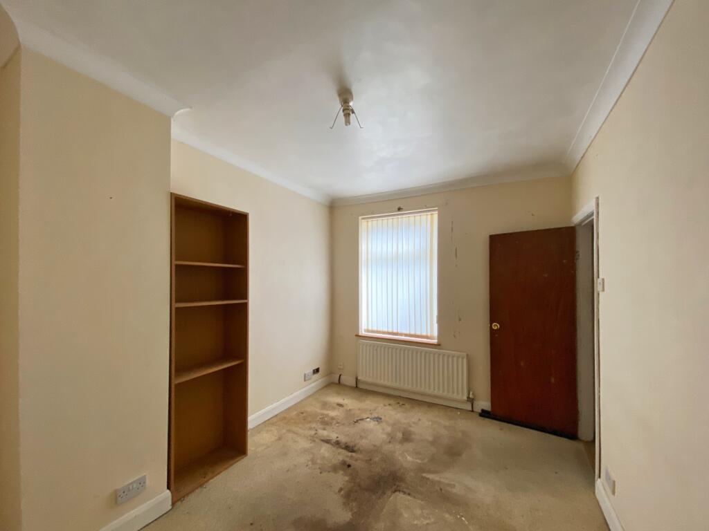 IMAGE 6