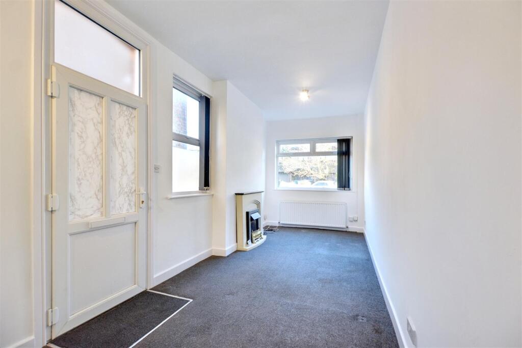 Open Plan Lounge/Dining Room