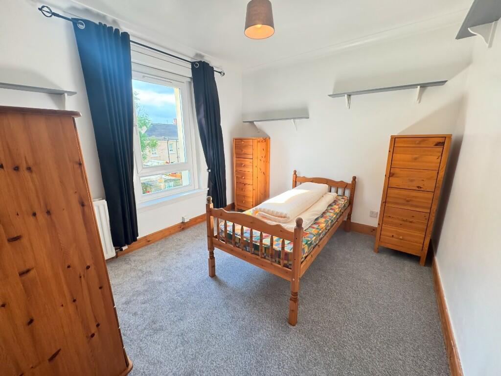 Bedroom 2 (1)