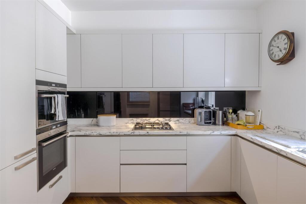 Kitchen--2.jpg