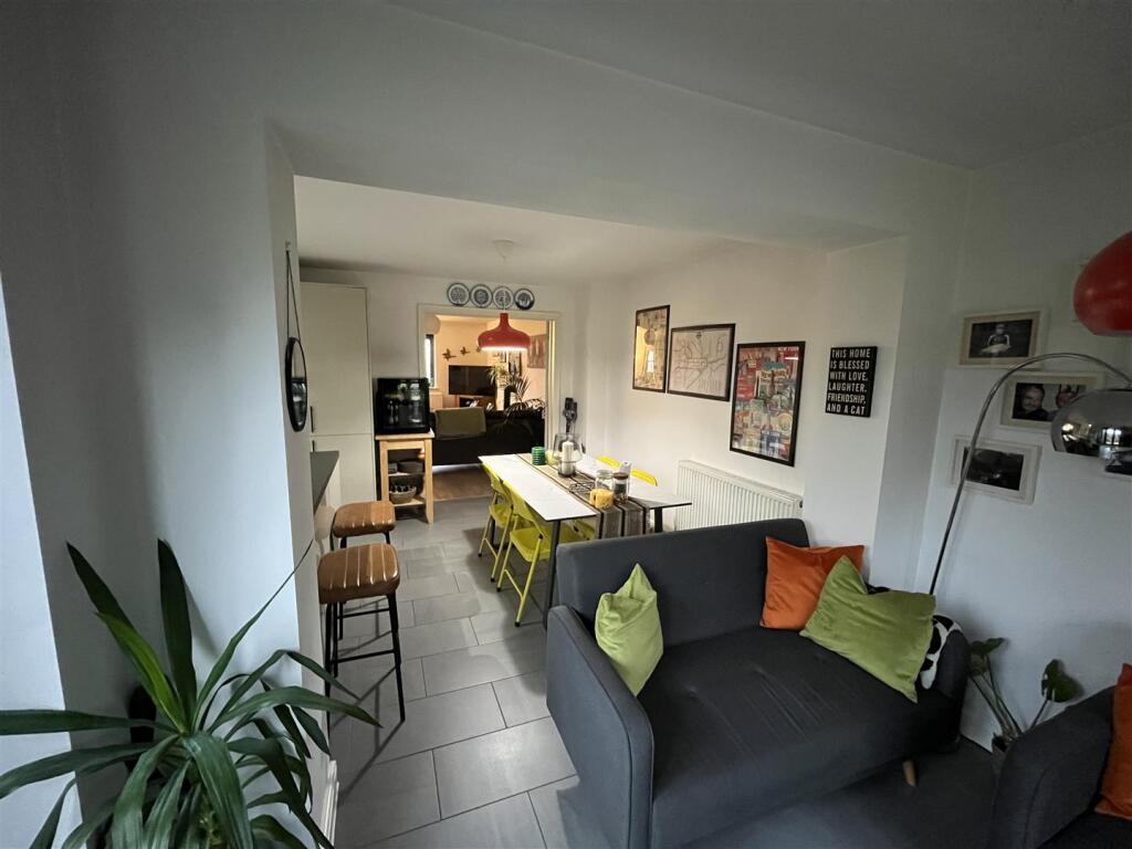 Garden Room/Dining Room