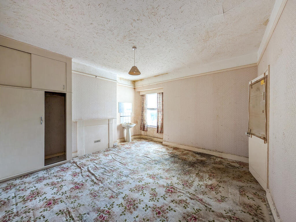 01-09-2025  21-37-00 PXL 20250901 083117825.X7Zpi T202509041117.jpg