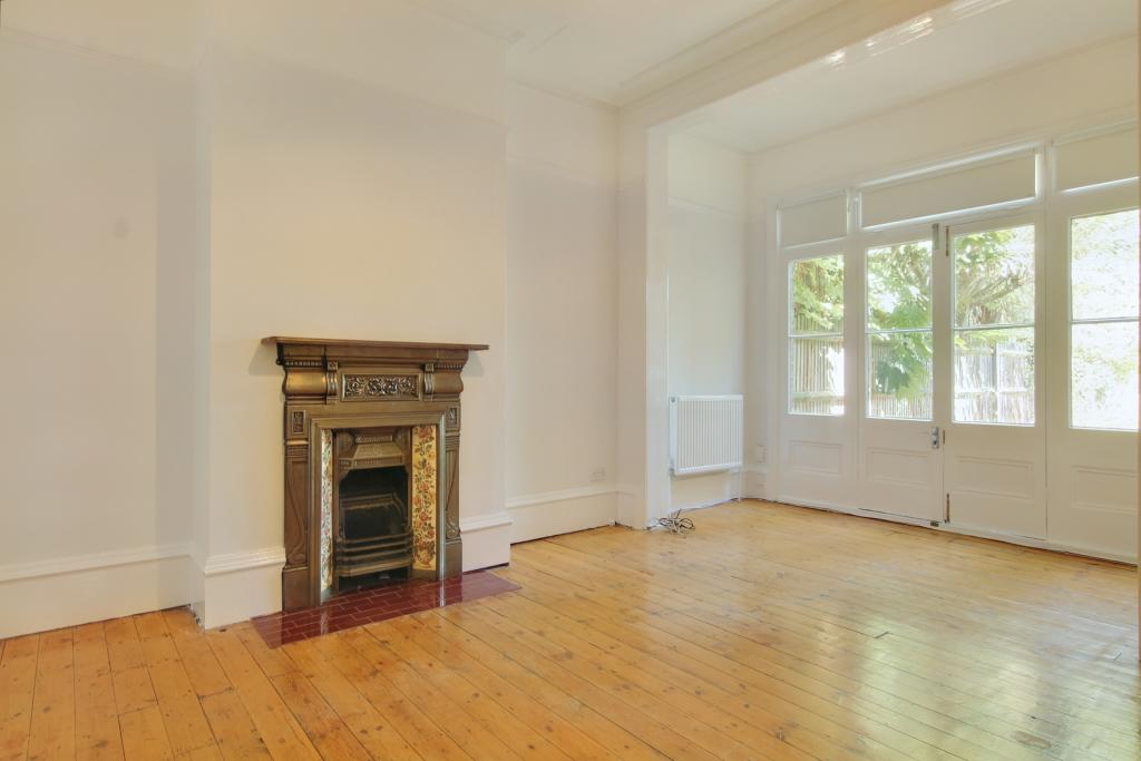 3.BEDROOM 2.jpg