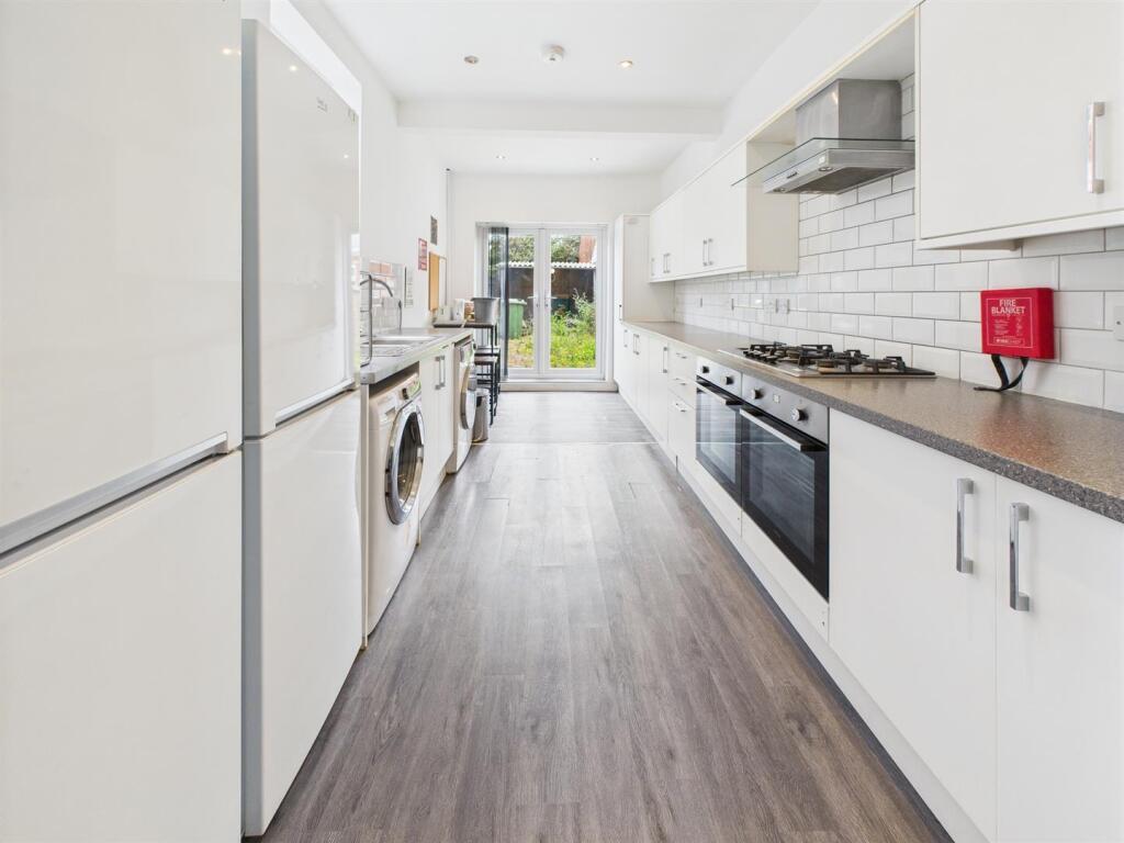 Communal Kitchen