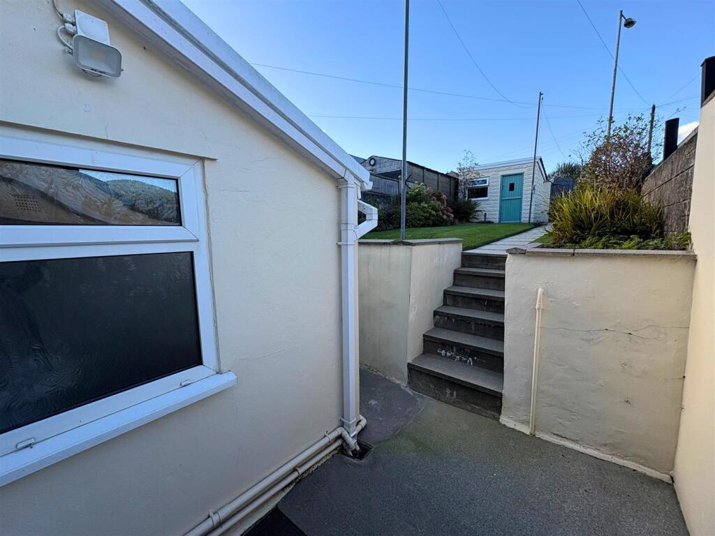 Rear Garden a (edit).jpg