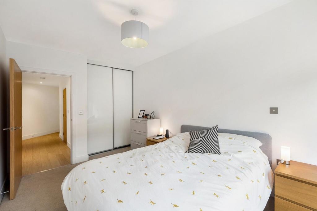 Bedroom.jpg
