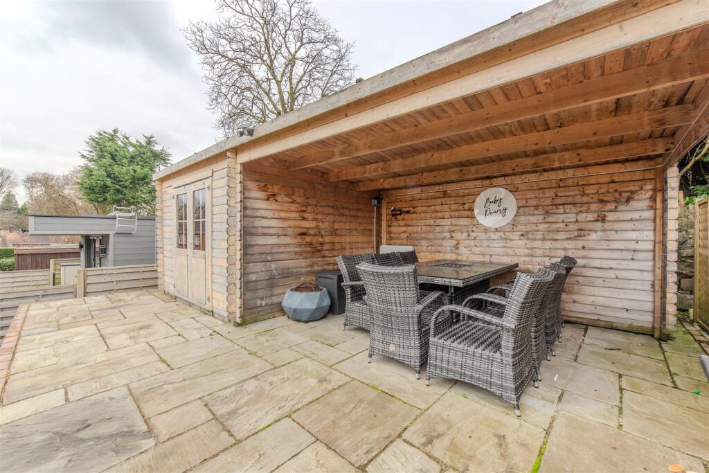 15 Beechcroft Road-25.jpg