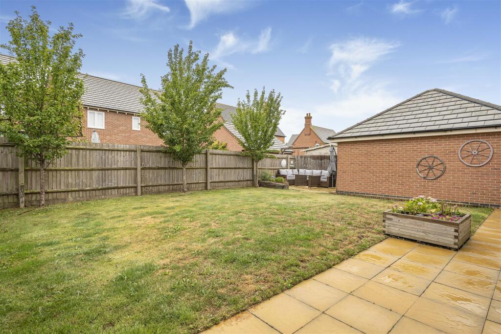 4 Osborne Road, West Haddon