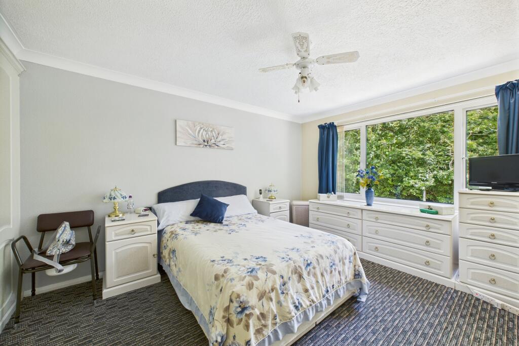 CAM05454G0-PR0021-STILL007