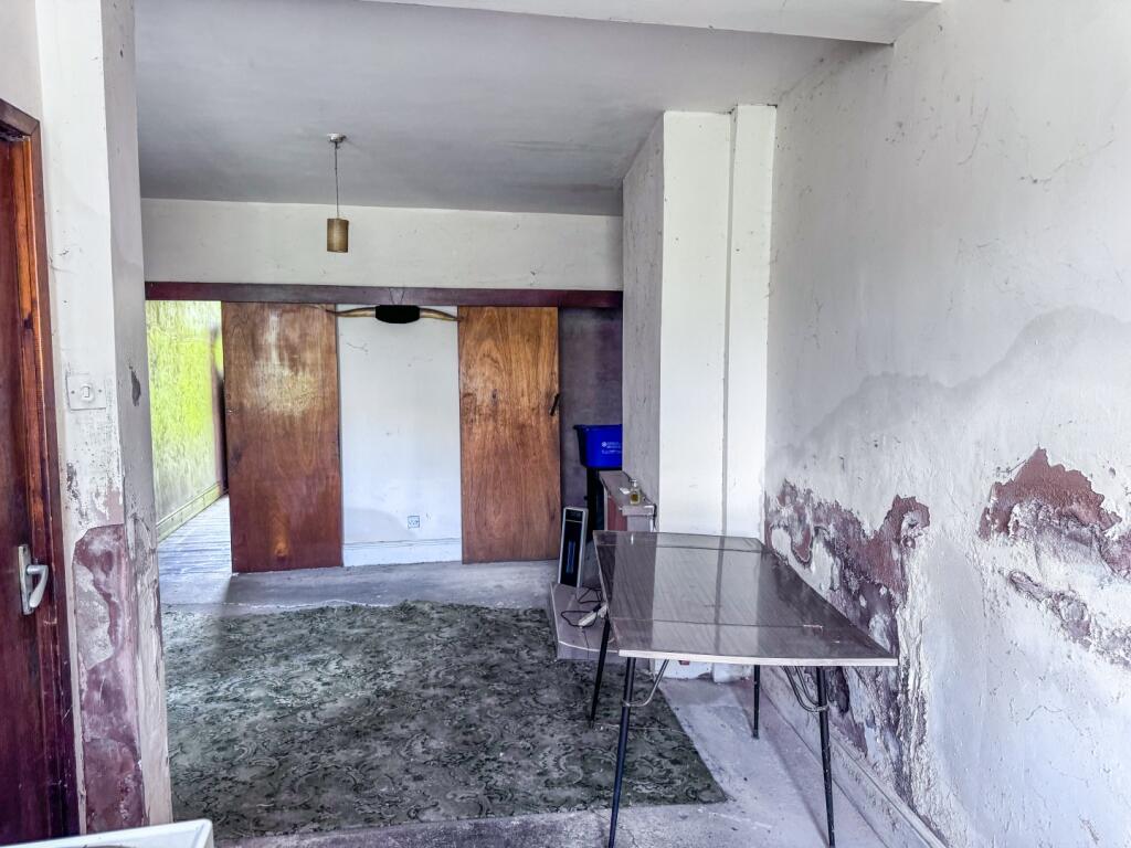 IMAGE 6