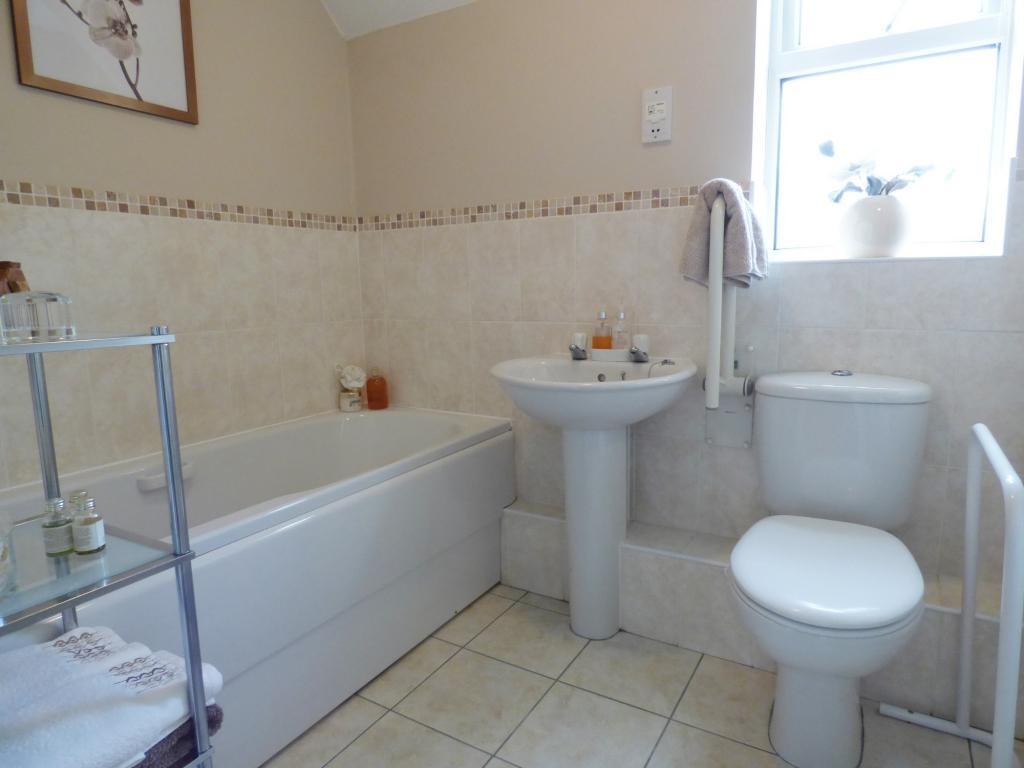 22860_room07image352