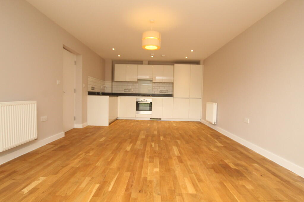 Living Room/Kitch...