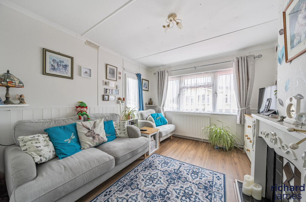 b49b2960-ea5b-4d4...