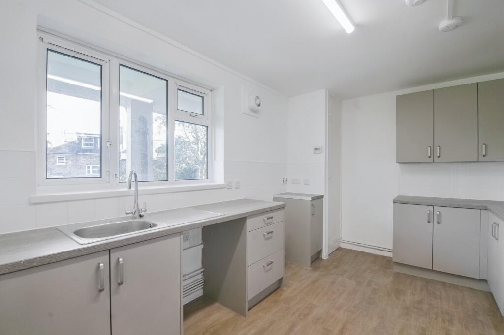 Flat 65, George Downing Estate, Cazenove Road, Stoke Newington, N16 6BE