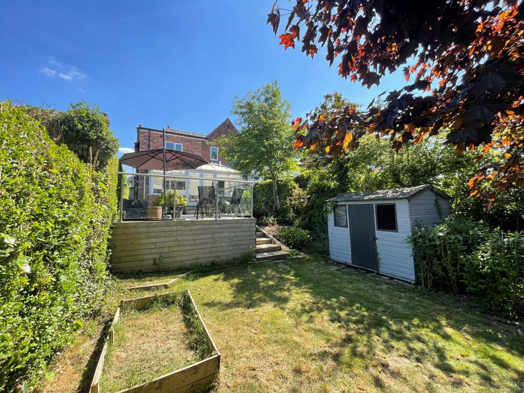 39 Victoria garden 3.jpg