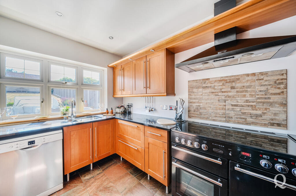 a638a077-7a8c-419...