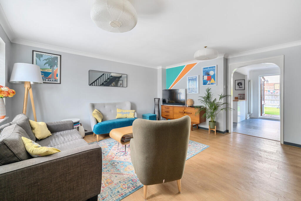 1312539-7-685ec04...