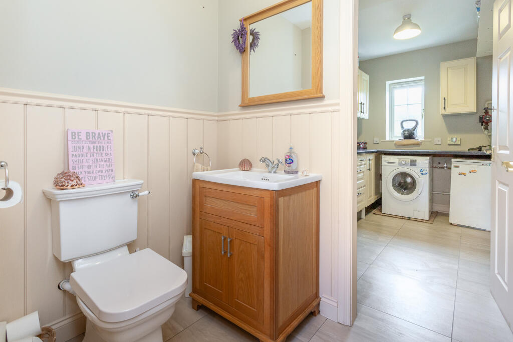 downstairs wc