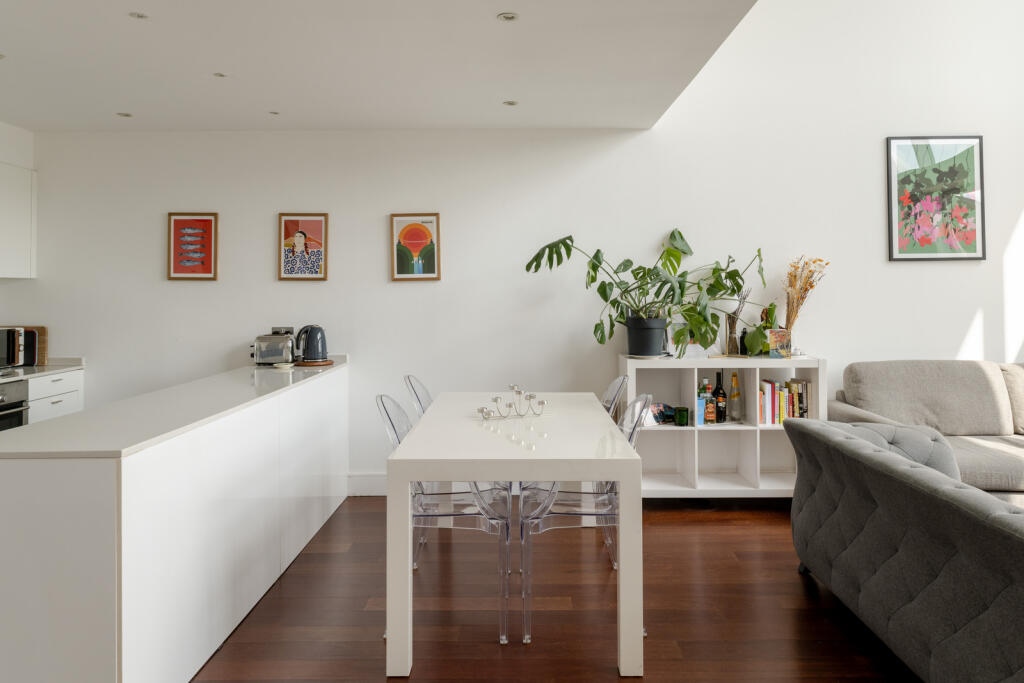 283282 - 20250508-ROYLE_BUILDING_WENLOCK-STREET...