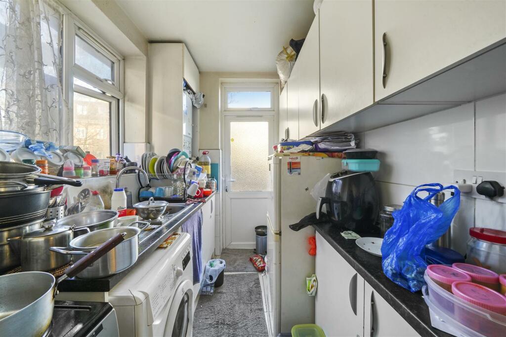 184 Neasden Lane - PW9AwCII73lTXJttvDBX.jpg