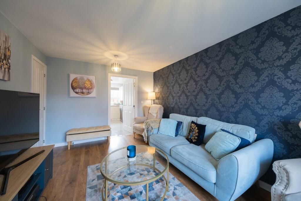 23 Hazelhurst Way-007.jpg