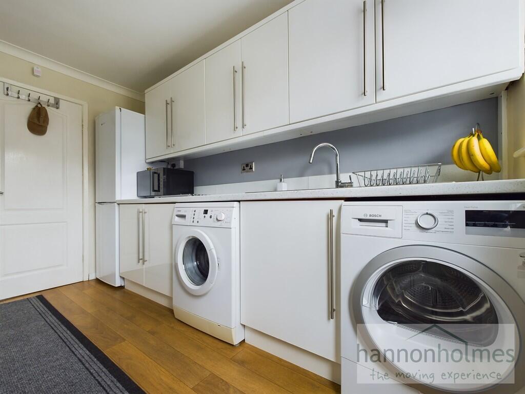 CAM01073G0-PR0181...