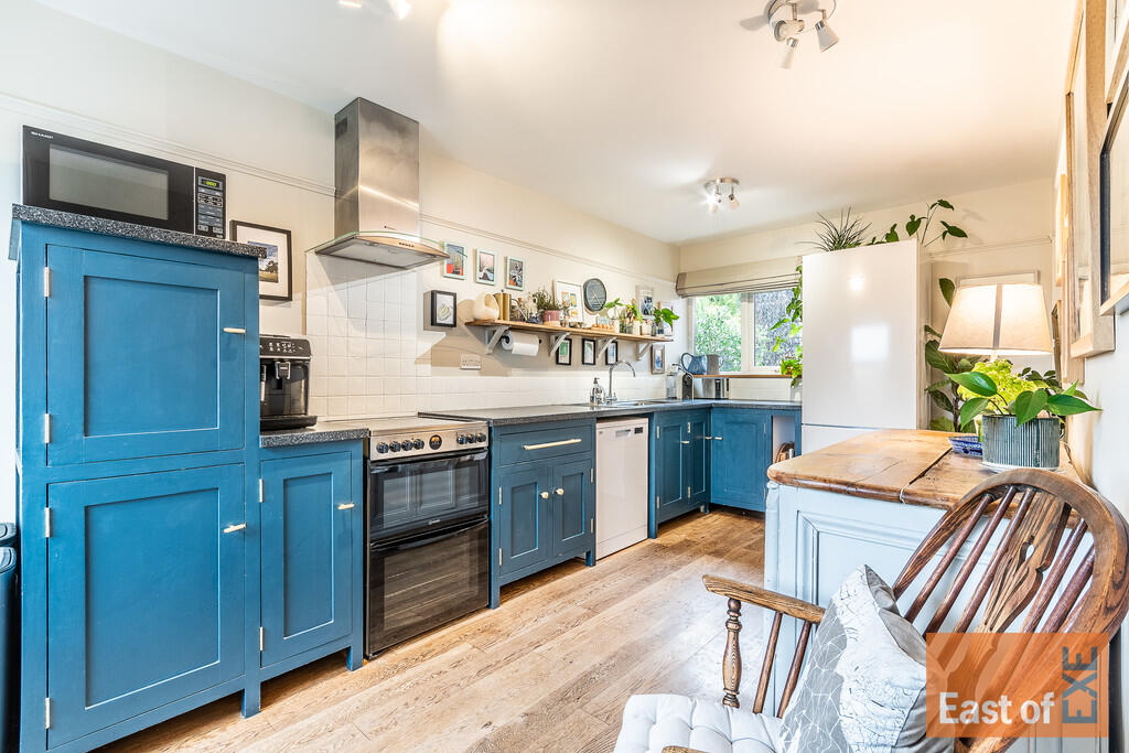 5 Cott Park - Web...