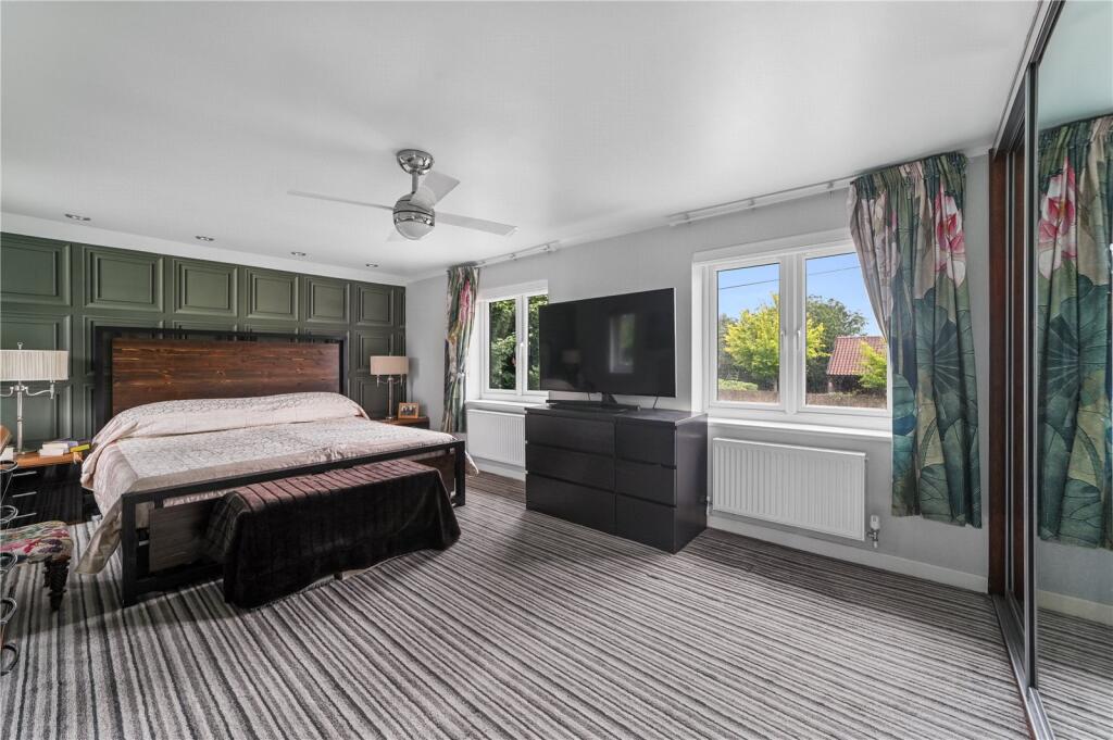 Main Bedroom