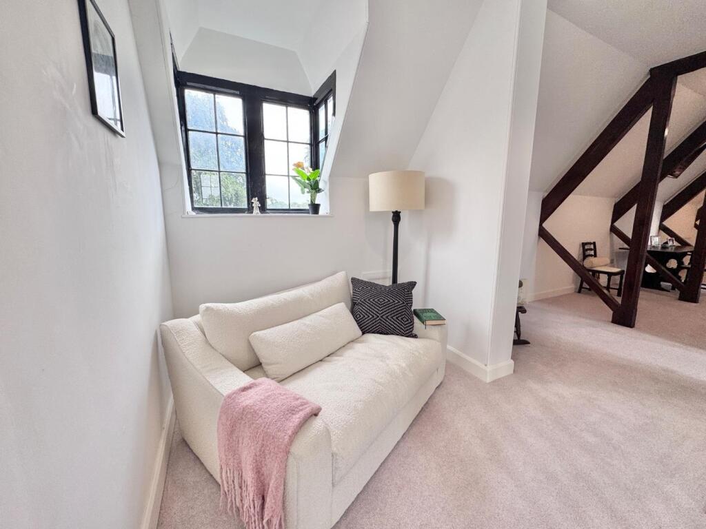 Second floor Landing