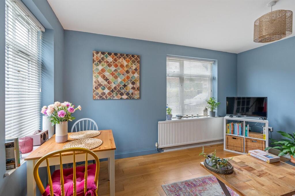 39SycamoreCrescent-001.jpg