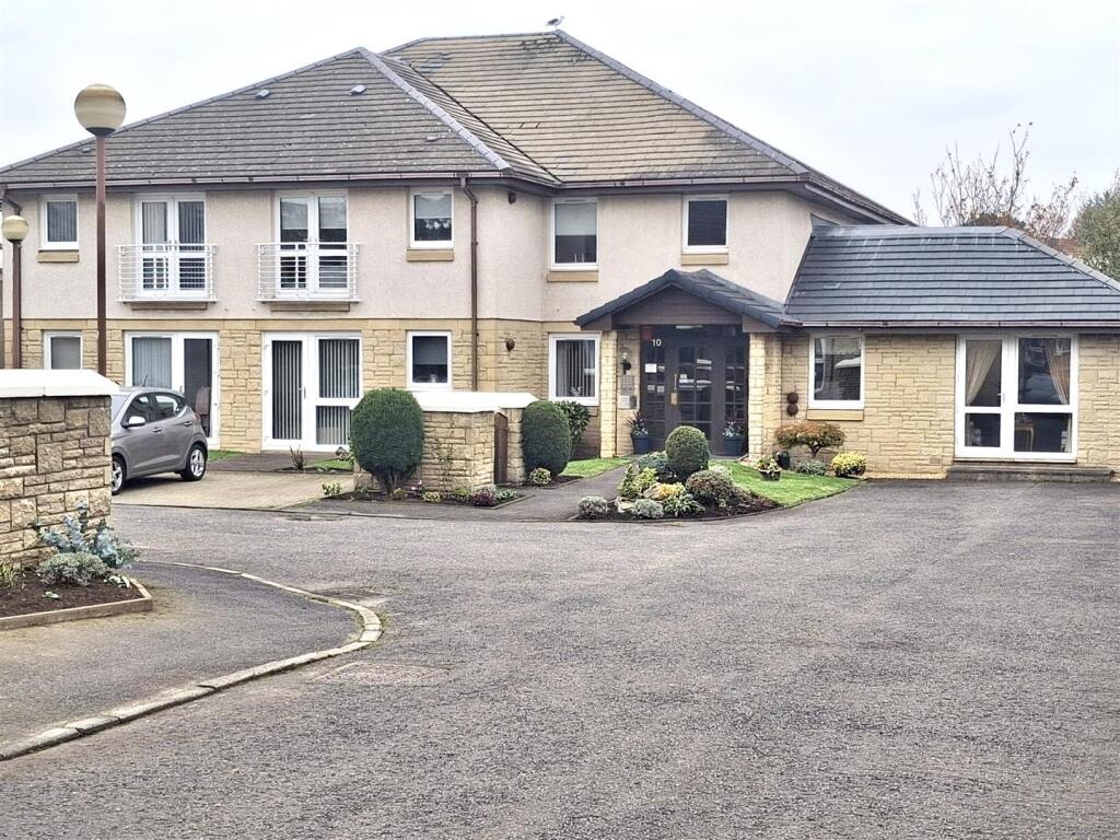 Fenwick Road, Giffnock