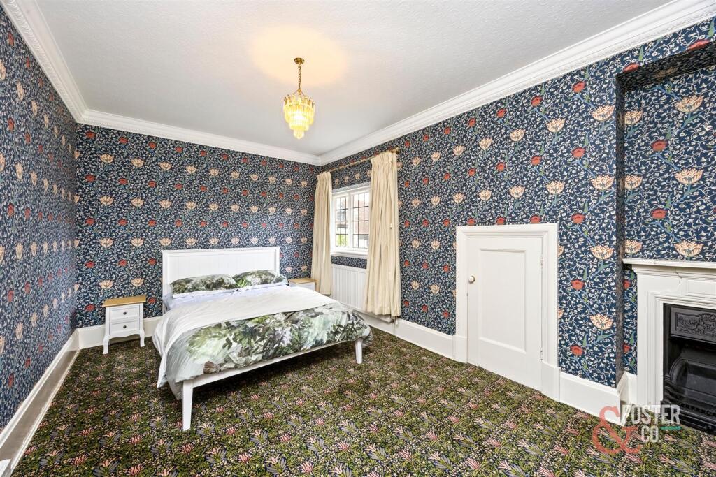 Dyke Road Avenue, 32_013.JPG