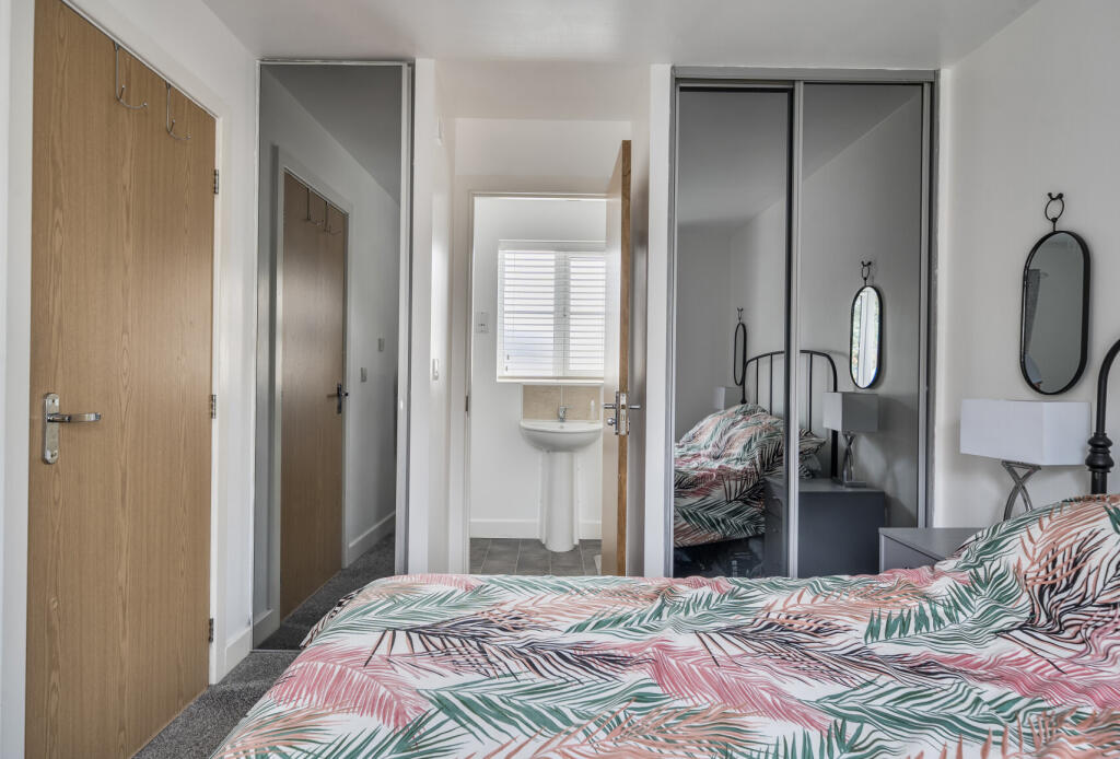 1356456-19-68d3c2...