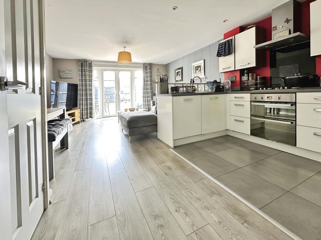 Open Plan Kitchrn/Lounge/Diner