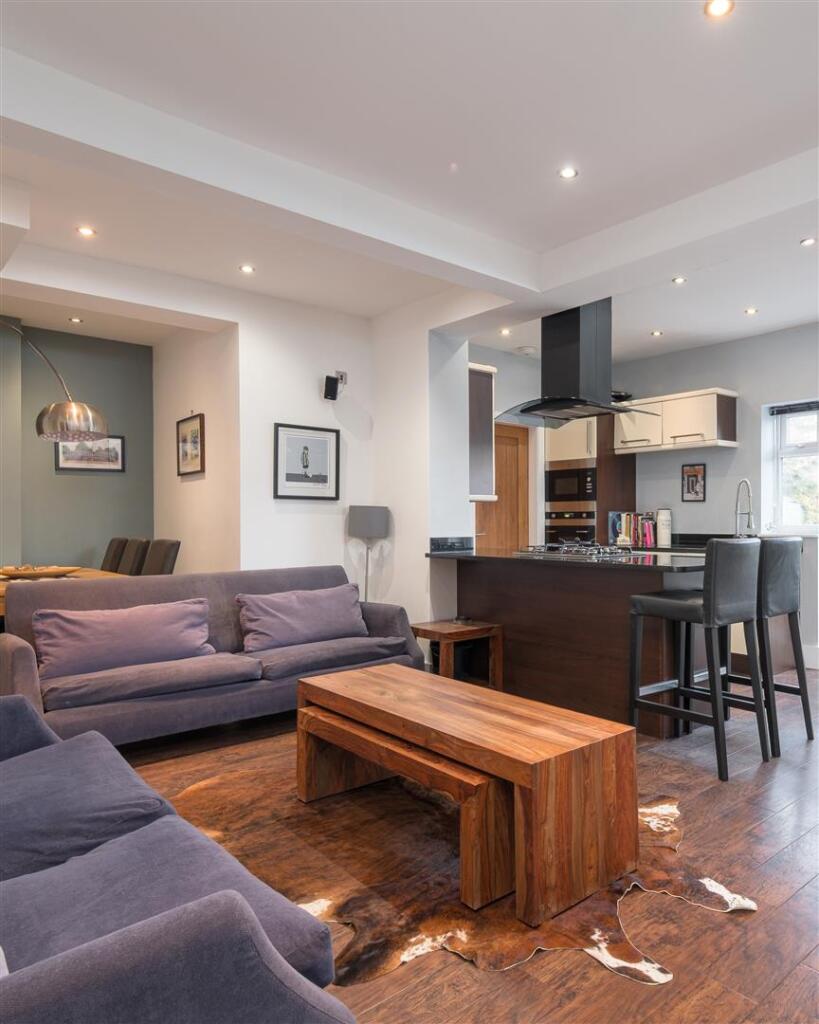 P untitled (9 of 20).jpg