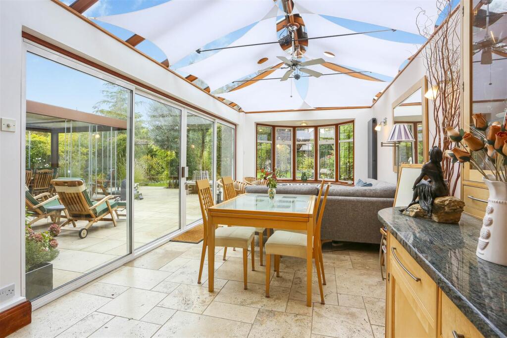 1548903635 - WESTCOTT WAY, SM2 - 14.jpg