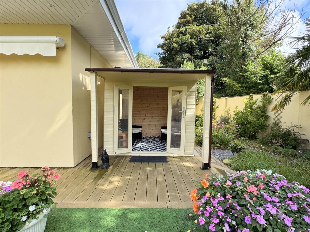 Summer House