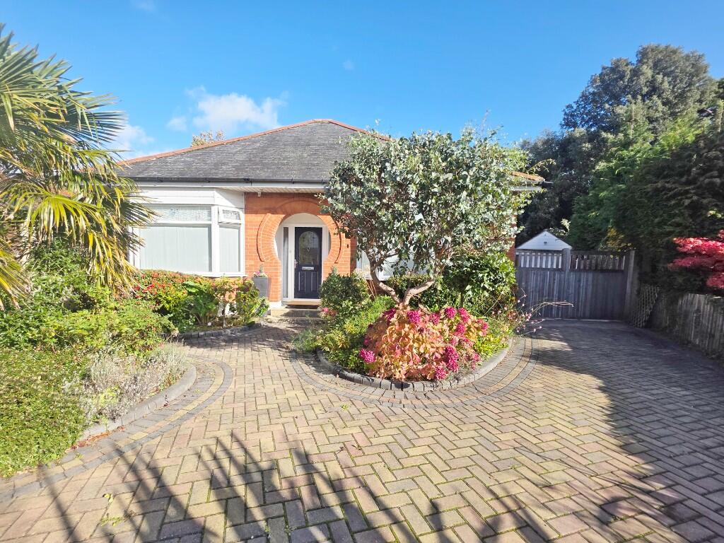 Chigwell Road, Bournemouth, Dorset, BH8