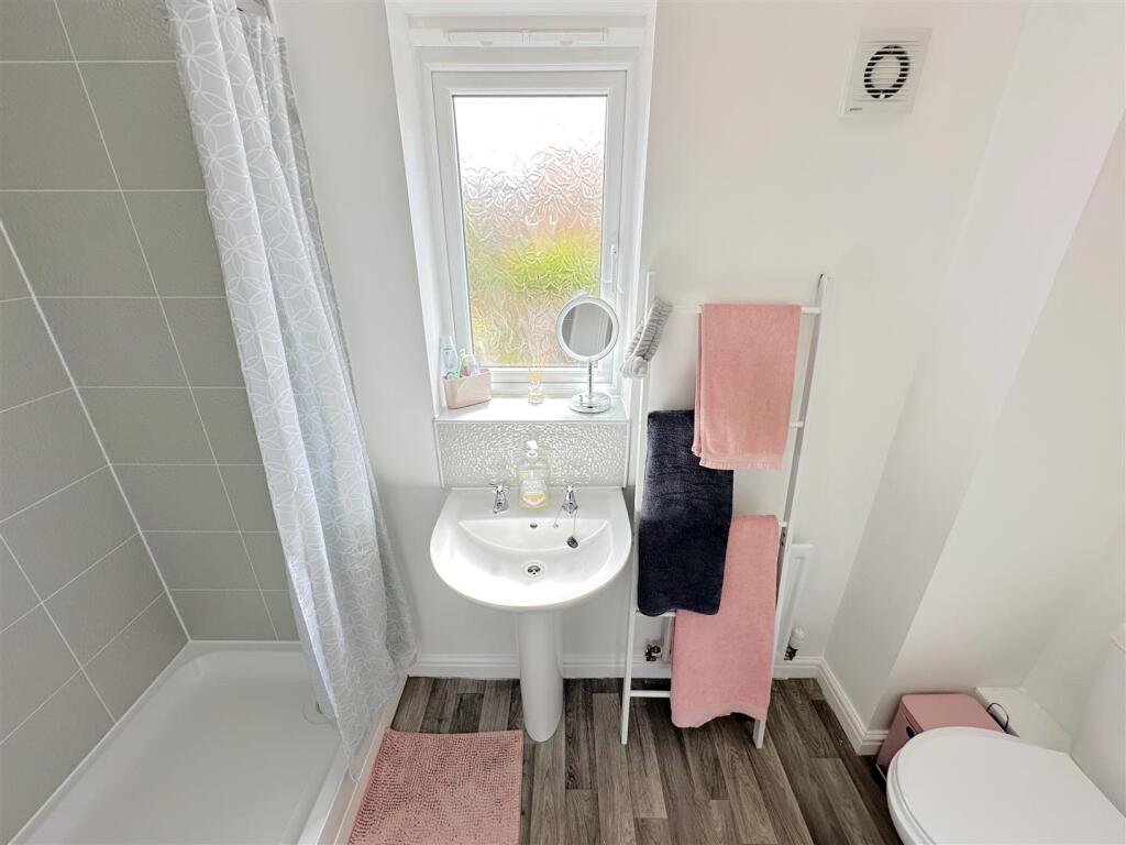 En Suite Shower Room