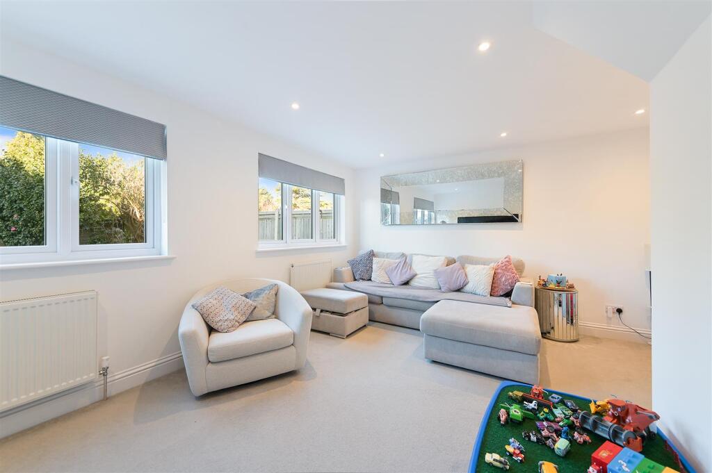 THE GABLES,7 - (7).jpg