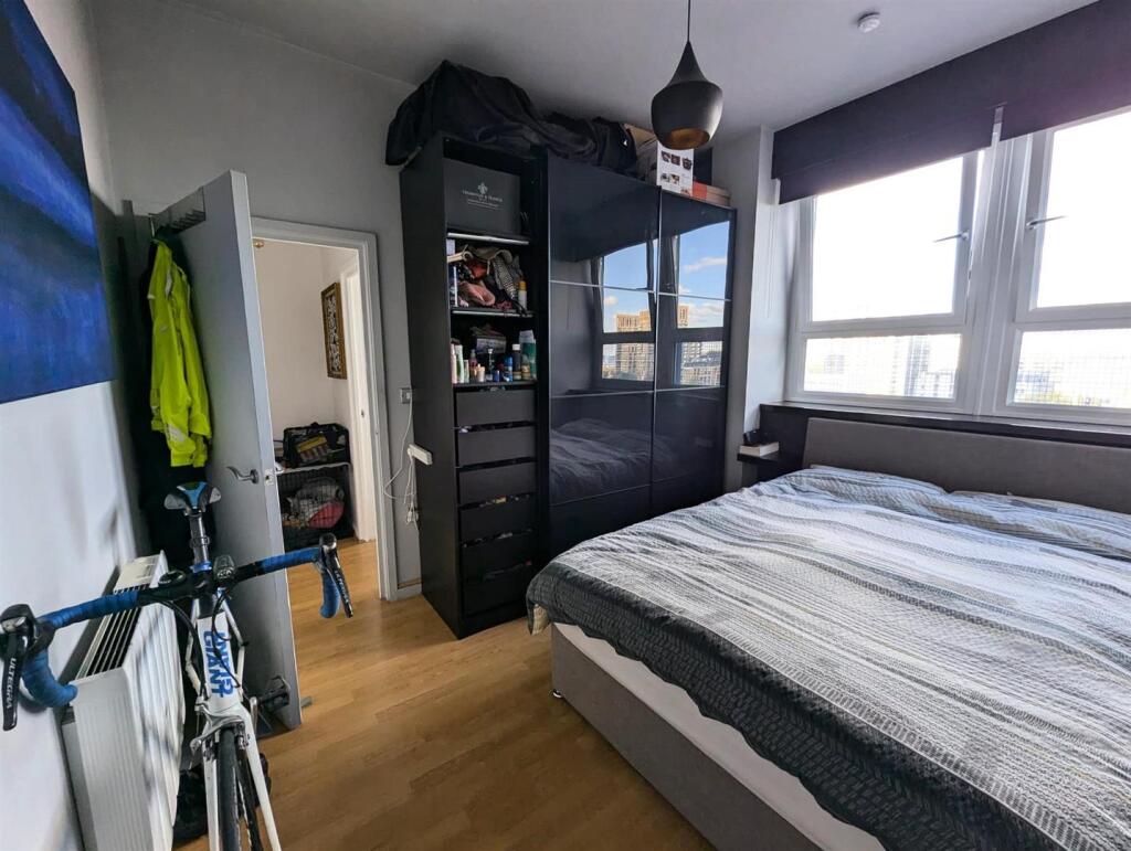 BED1.JPG