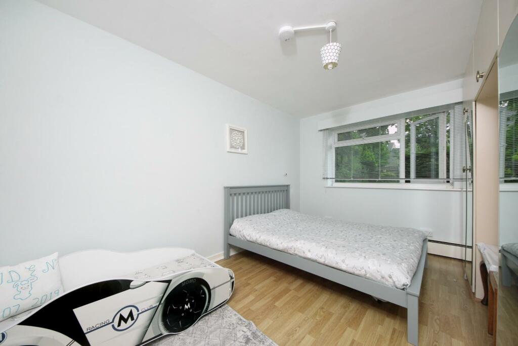 Gv- 1 Glebe Court (6).jpg