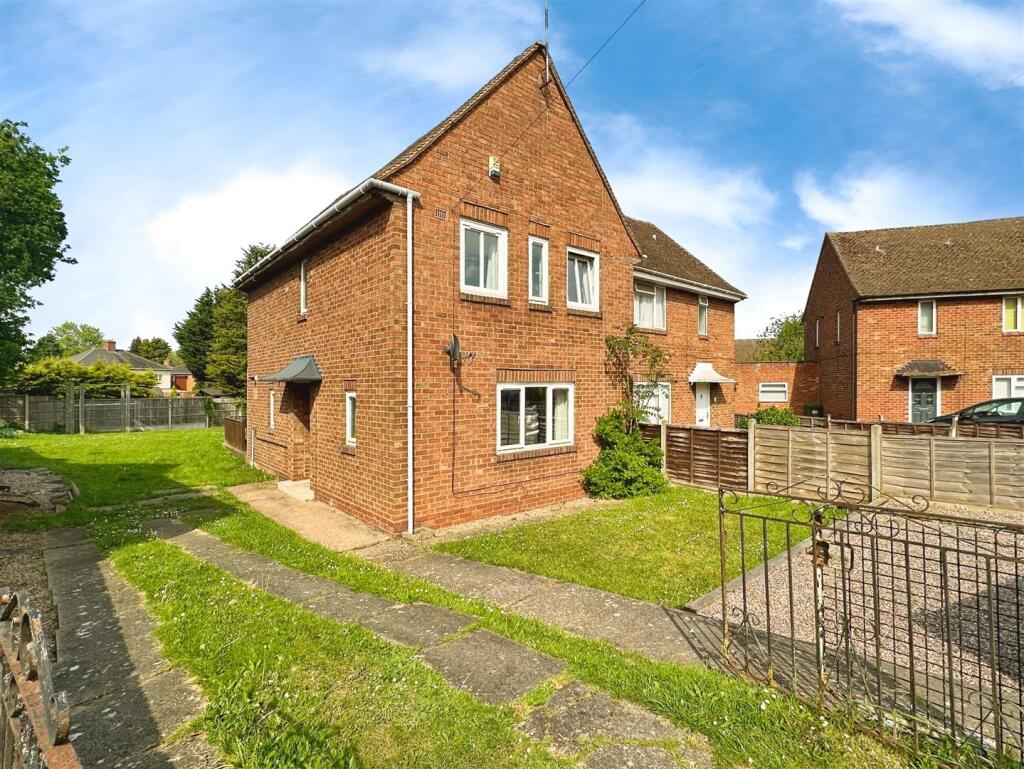 31e68355--4B8F-94C8-D4F69C3B87A9-19658-000008EB52D