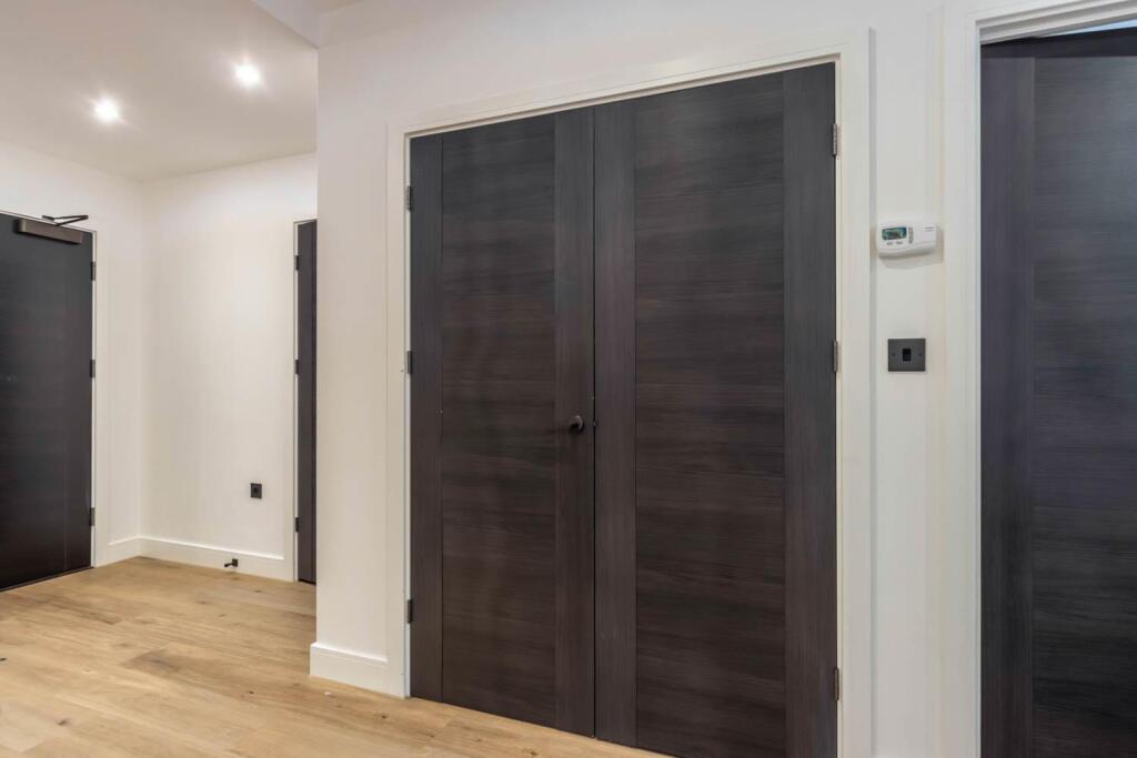 Storage cupboard