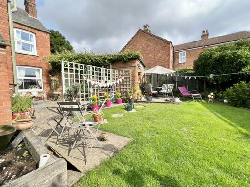Rear garden view 2