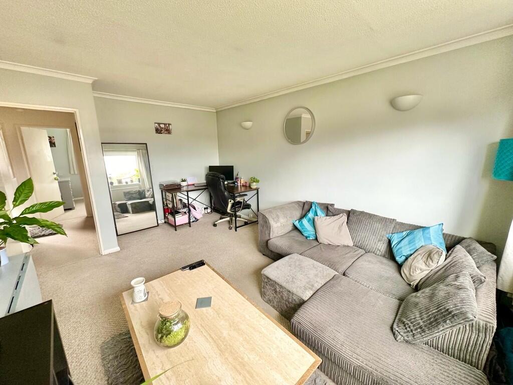 fb670cbe-a4c8-42f...