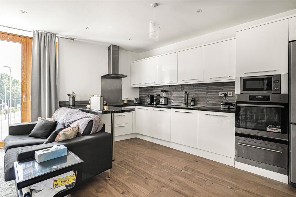 Reception/Kitchen