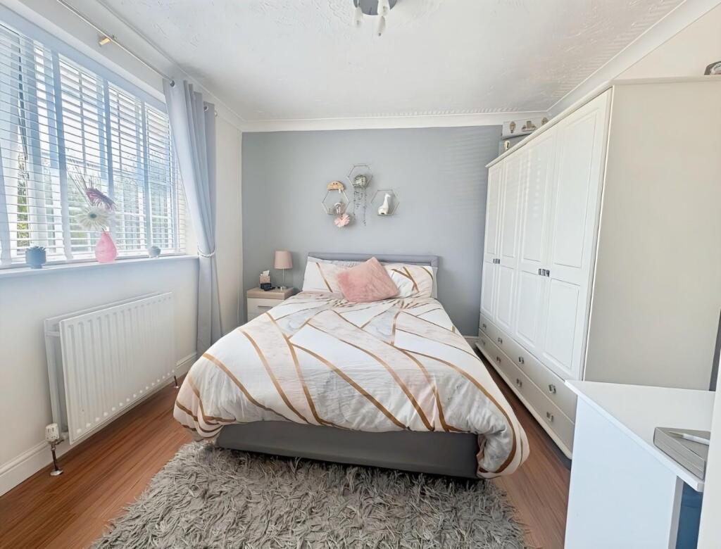 BEDROOM 3.jpg