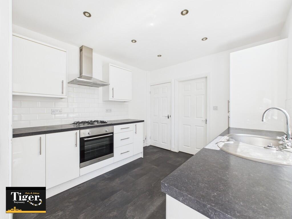 CAM03440G0-PR0366...