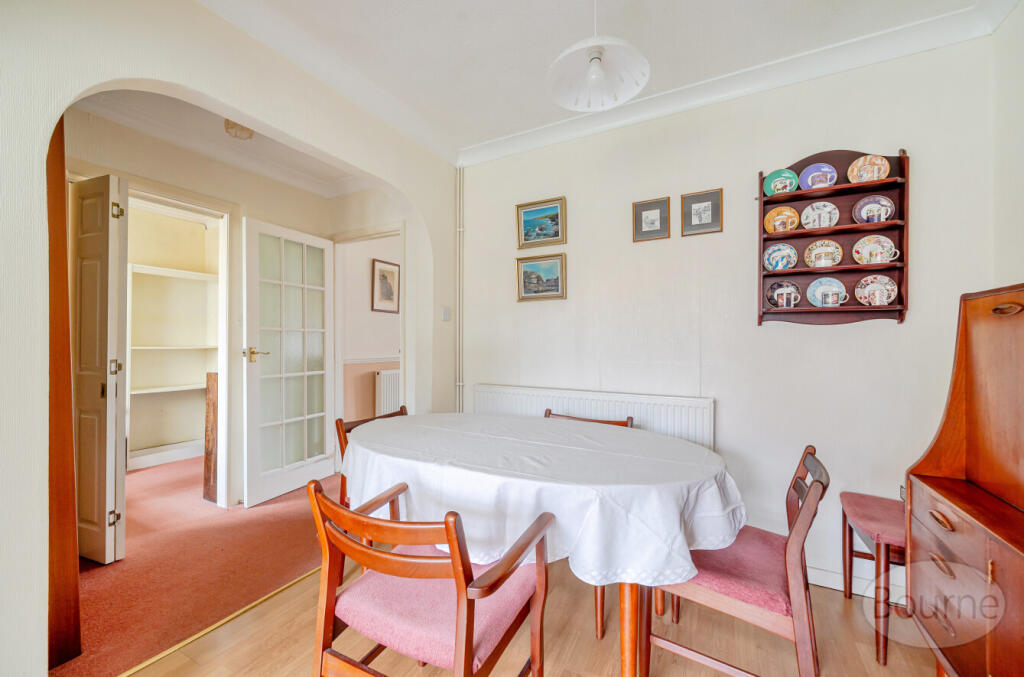 8ff8c59d-db23-40c...